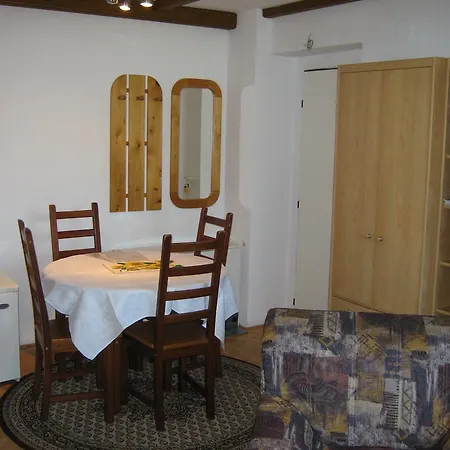 Privat Apartma Ulrych