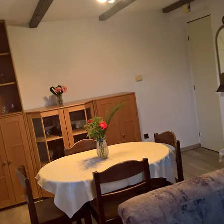 Privat Apartma Ulrych 3* ليبيريتش