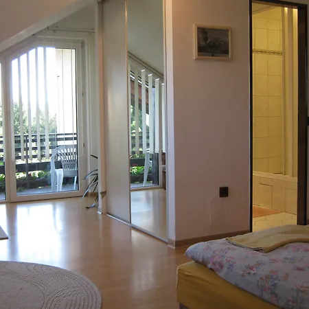 Privat Apartma Ulrych 3* 리베레츠