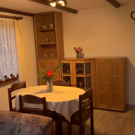Privat Apartma Ulrych بيت ضيافة ليبيريتش