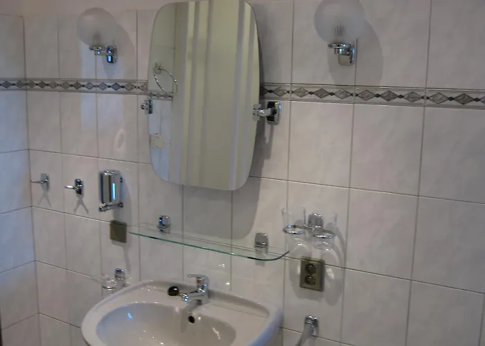 Privat Apartma Ulrych 3* 리베레츠