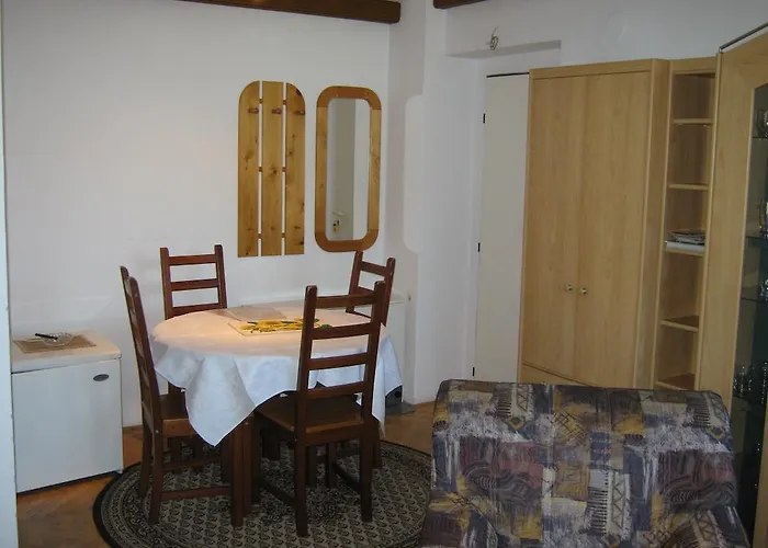 Privat Apartma Ulrych
