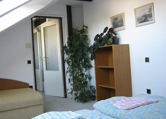 Privat Apartma Ulrych 게스트하우스 리베레츠