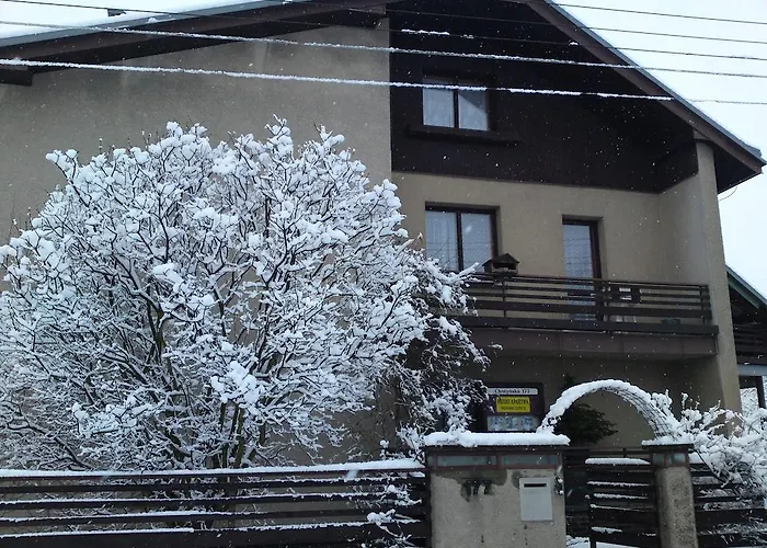 Privat Apartma Ulrych 게스트하우스 3*