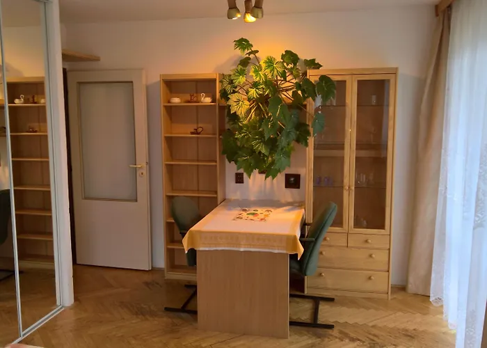 Privat Apartma Ulrych 3*