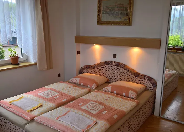 Privat Apartma Ulrych Casa de hóspedes 3*