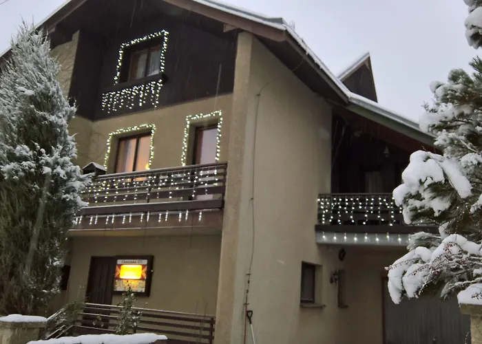 게스트하우스 Privat Apartma Ulrych 3*